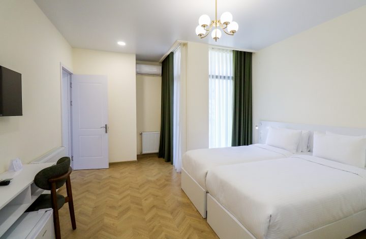 Double/Twin Room with Balcony