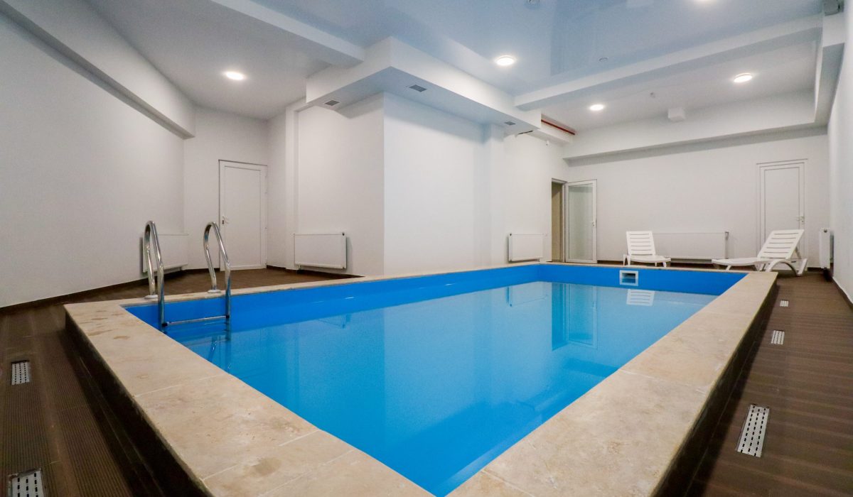 indoor pool Borjomi hotel Emerald